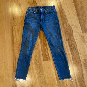 Joe’s jeans high rise curvy skinny crop size 28